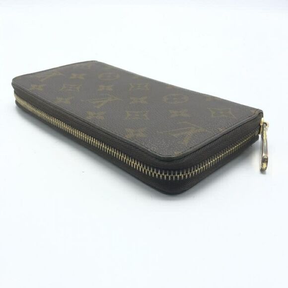 Louis Vuitton Brown Canvas Wallet  (Pre-Owned) - Picture 4 of 10